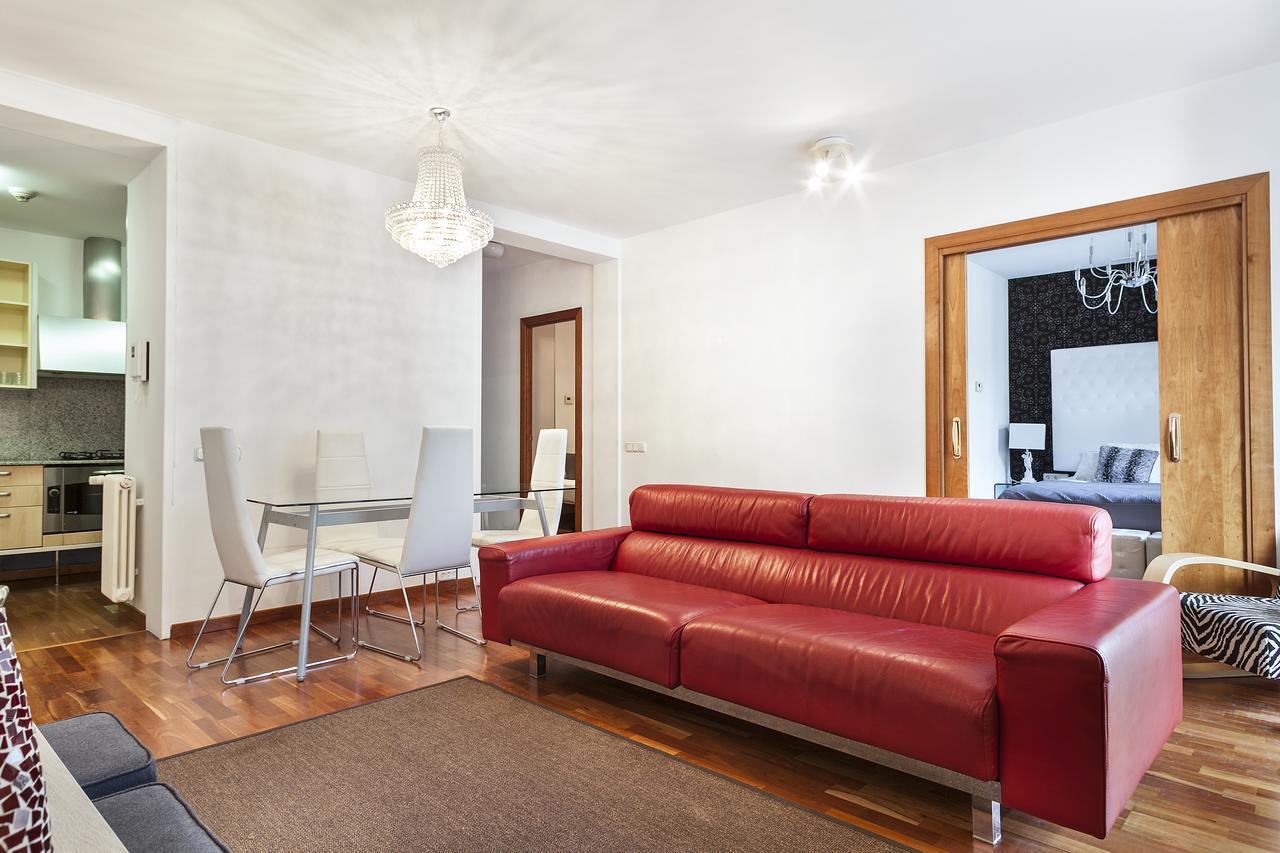Canela Homes Barcelona Universitat Exterior photo